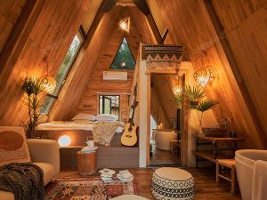 Sun Valley Shiwujian Murren Glamping