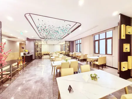 Shahai International Hotel Отели рядом с достопримечательностью «Shanghai Industry and Commerce Foreign Language College South Campus»