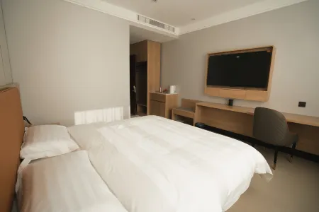 Erenhot City and Yue Smart Hotel