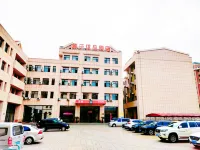 OrangeriePremium Hotel (Dalian Changxing Island Santang Commercial Street)