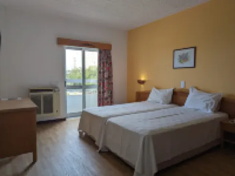 Hotel Luar โรงแรมในปอร์ติเมา