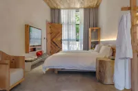 Shilily Hidden World Beishan Villa Resort