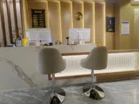 Yiyuan Hotel (Lingqiu Station)