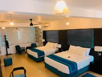 Alizay Apartments โรงแรมใกล้ดาตา ดาร์บาร์