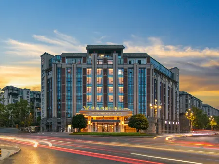 Vienna International Hotel (Fucheng District Horticultural Mountain Science and Innovation Park) Отели рядом с достопримечательностью «Southwest University of Science and Technology (Qingyi Campus)»