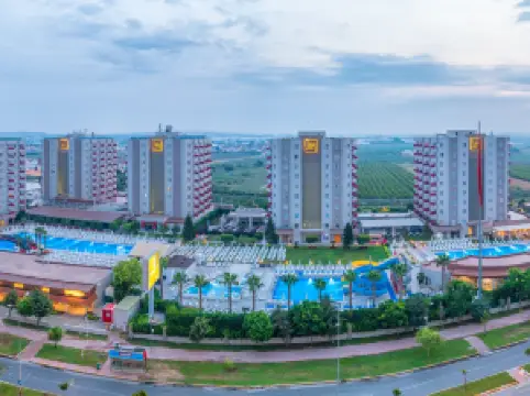 Grand Park Lara Hotel