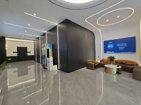 Cloud E-sports Art Hotel