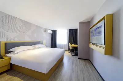 Golden Harmony Hotel(Zhongshan Fuhua Road Xingzhong Square Branch)