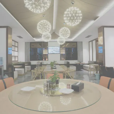 Chating Holiday Hotel