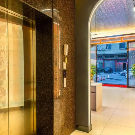 Shiyi Hotel (Yangmei Yudu Jieyang)