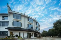 Floral Hotel · Bu Wan Homestay (Jiuhuashan Tourist Service Center Store) 화타이 풍경구 주변 호텔