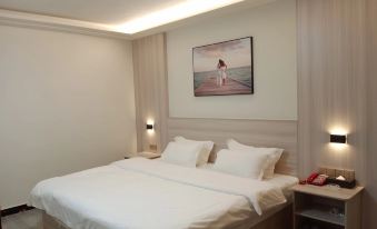 Renxuan Apartment