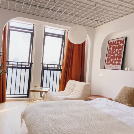 Xiehou Homestay (Baicheng University Town)