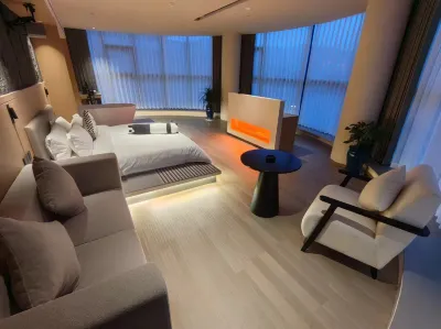 The Garston Hotel Các khách sạn gần Sichuan Tianquan Labahe Natural Zone
