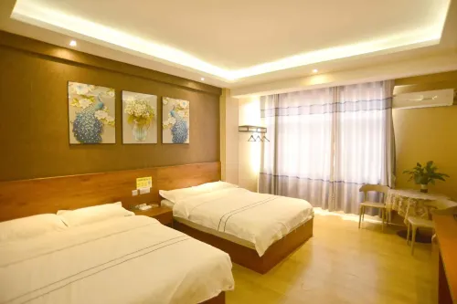 Mojiang Huatian Hotel