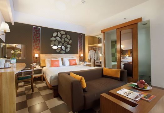 더 101 욕야카르타 뚜구 수영장