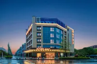 Orange Hotel (Nanjing Liuhe Longchi Metro Station) Hotels near Zijing Square