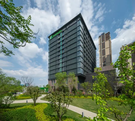 Holiday Inn TAIYUAN SUNSHINE Отели рядом с достопримечательностью «CPC Shanxi Committee Party School (Xuefu Street)»