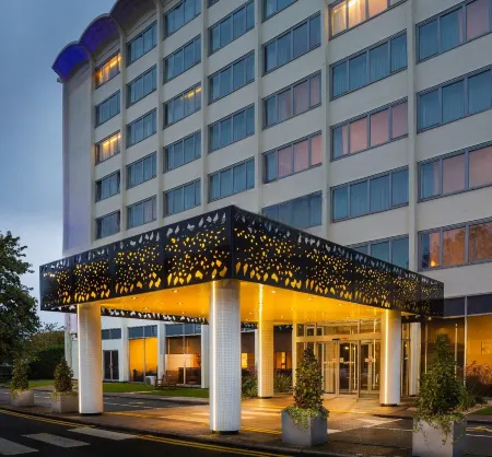 Mercure Northampton Отели рядом с достопримечательностью «Университет Нортгемптон»