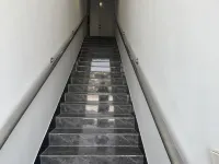 莒南榮華商務賓館 - 2 星級