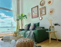 Yiban Apartment (Longguang Century Business Center Shantou High-Speed Railway Station)