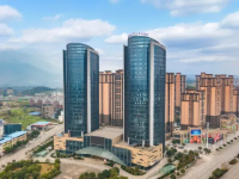 Country Inn & Suites by Radisson Hotel (Guangan Huayingshan) Hotels in Huaying