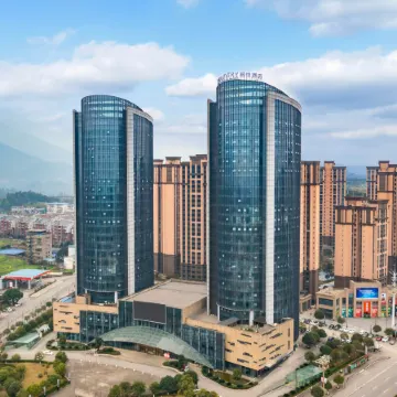 Country Inn & Suites by Radisson Hotel (Guangan Huayingshan)