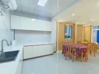 Yining Tianbianyuan Homestay (Yining Airport Yining Railway Station)