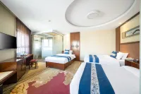 Oasis Holiday Inn (Zhangye West high-speed rail station)