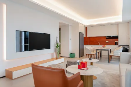  Summer Suite Resort Hotel