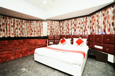 Hotel Kings Palace Hotels in Khar