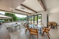 Shuangfeng Village Homestay (Moon Bay Scenic Area)