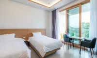 DONGHO BEACH HOTEL