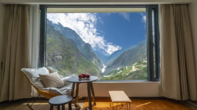 虎嘯·雲泊金沙｜Snow Mountain山間工匠獨立設計峽谷美宿 雲南·香格里拉中虎跳峽附近的飯店