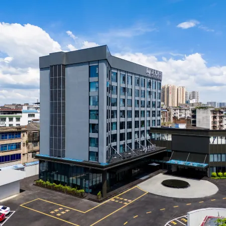 Dragon Ease Hotel Luzhai Square Branch