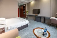 二連浩特國都飯店 鏡湖附近的飯店