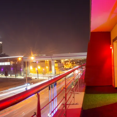 Golden Ship Hotel Отели рядом с достопримечательностью «Торговый центр Granada Center Riyadh»