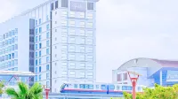 Mercure Okinawa Naha Hotels in der Nähe von Sonohyan Utaki Stone Gate