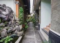 Aurora House Ubud Hotels near Ubud Central