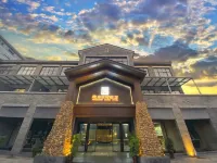 SECLUSION BAI HE  HOTEL Hotels near Pingzhuang Han Dynasty Tombs