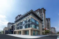 Home Inn Business Hotel (Qingdao HeRong Road China Railway Noordland Bay Store)