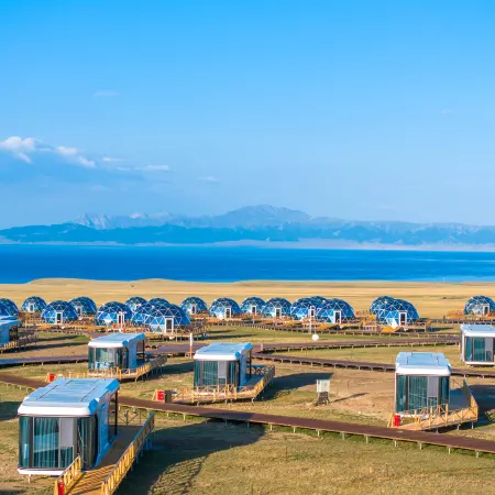 Sayram Lake Chaoke Glamping