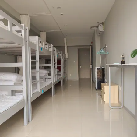 Yunxin Lnn Residence Youth Hostel