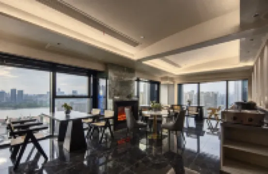 長沙賓際·雲端酒店（五一廣場培元橋地鐵站店）