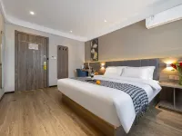 7T Hotel (Baoding Xushui Railway Station) Hotels near Mosque (Qingzhensi Street)