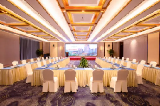 LIIXIN BONTAI NARADA  AMBASSADOR HOTEL