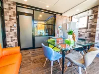 SUAO Backpackers Hotels near Su-Au Cold Spring