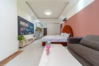 Blueberry apartment chain (Lushangzhongxin store)