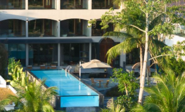 Shanhai Wutong B&B (Yalong Bay Sun Bay Road)