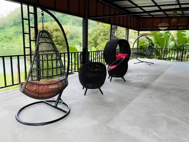 รูปภาพของ66 Baanaisuan 66 บ้านในสวน